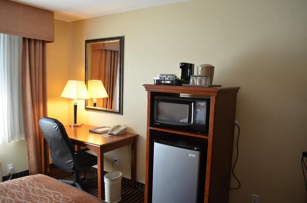 Comfort Inn & Suites Vancouver Downtown City Center Eksteriør billede